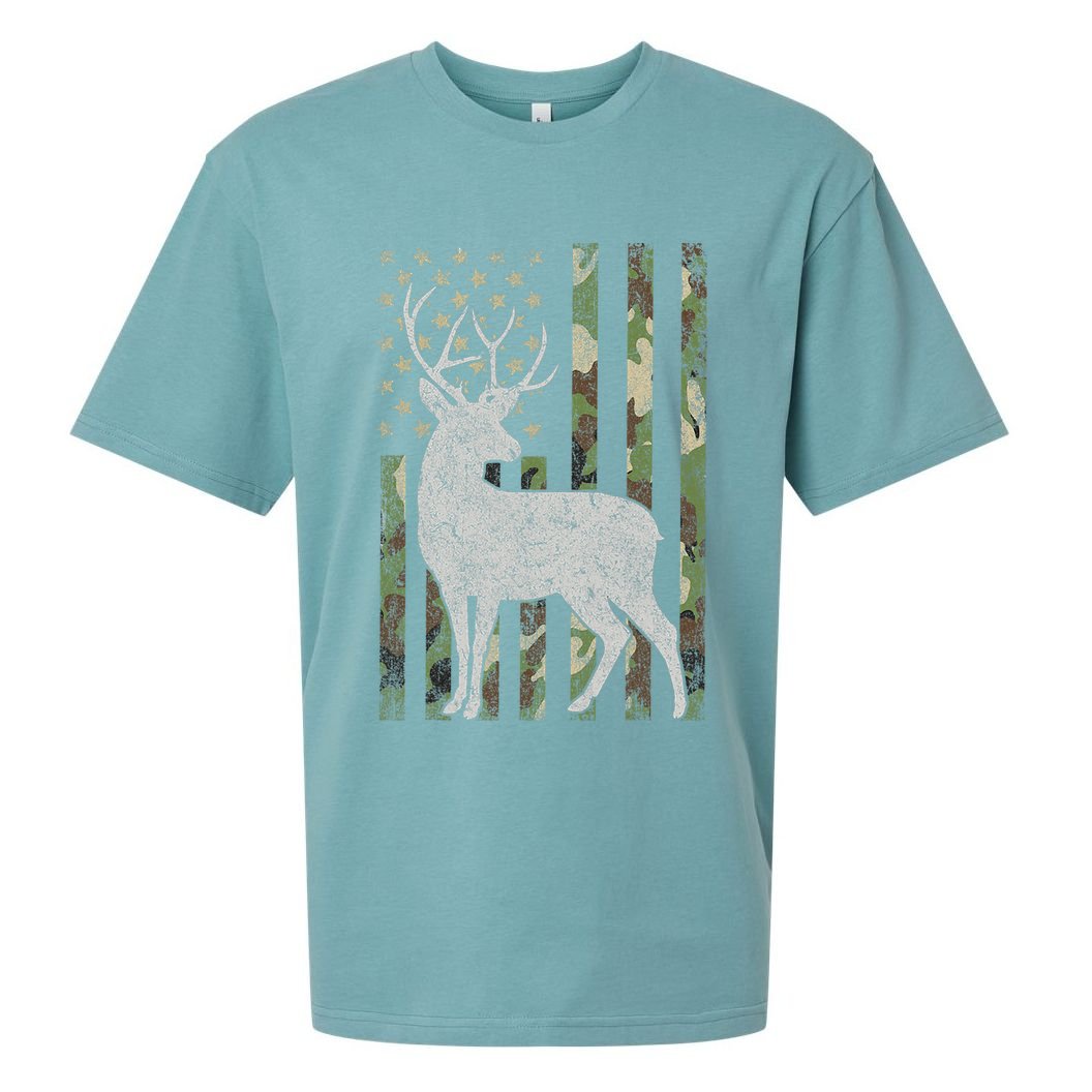 Whitetail Buck Deer Hunting American Camouflage USA Flag Sueded Cloud Jersey T-Shirt