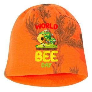 World Bee Day Bee Lover Beekeeper Kati - Camo Knit Beanie