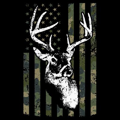 Whitetail Buck Deer Hunting USA Camouflage American Flag T-Shirt