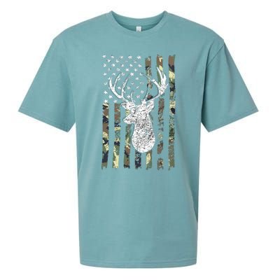 Whitetail Buck Deer Hunting American Camouflage USA Flag Sueded Cloud Jersey T-Shirt