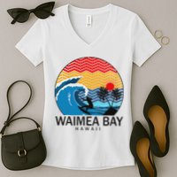 Waimea Bay Hawaii Surfboard Women's V-Neck T-Shirt