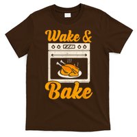 Wake Bake Turkey Feast Meal Dinner Chef Thanksgiving T-Shirt