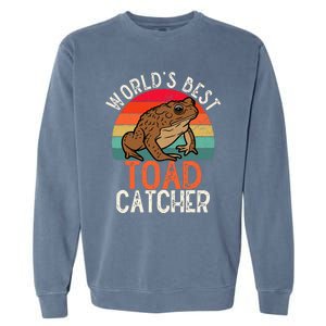 Worlds Best Toad Catcher Funny Amphibian Toad Garment-Dyed Sweatshirt