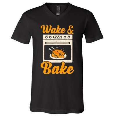 Wake Bake Turkey Feast Meal Dinner Chef Funny Thanksgiving V-Neck T-Shirt