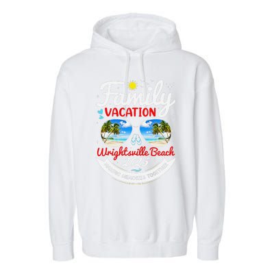 Wrightsville Beach Vacation 2025 Family Matching Beach Group Garment-Dyed Fleece Hoodie