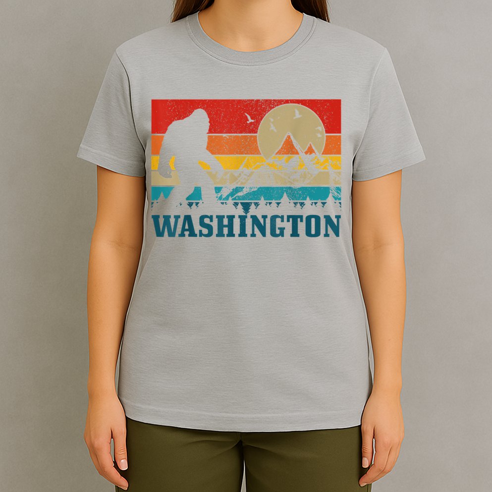 Washington Bigfoot Vintage Mountains Hiking Hunter T-Shirt
