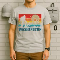 Washington Bigfoot Vintage Mountains Hiking Hunter T-Shirt