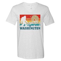 Washington Bigfoot Vintage Mountains Hiking Hunter V-Neck T-Shirt