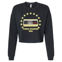 World Champion 1985 Retro Gaming Controller Gift Cropped Pullover Crew