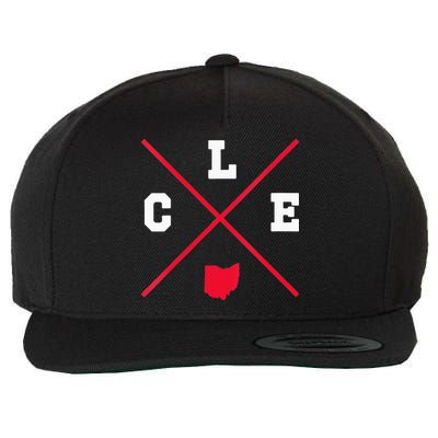 Womens Classic CLE Cleveland Ohio Red Vintage State Outline Wool Snapback Cap