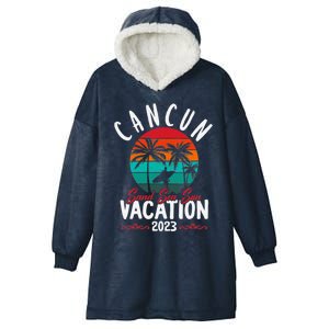 Wo Cancun Mexico Vacation Beach Family Friend Group Trip Hooded Wearable Blanket