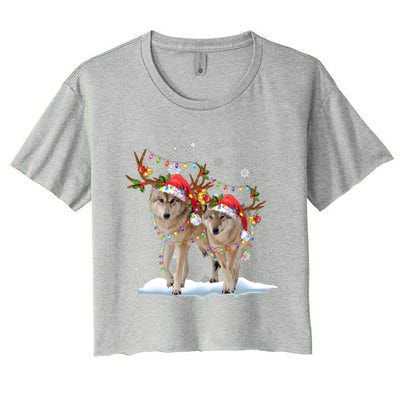 Wolf Christmas Santa Hat Tree Lights Xmas Funny Wolf Gift Women's Crop Top Tee