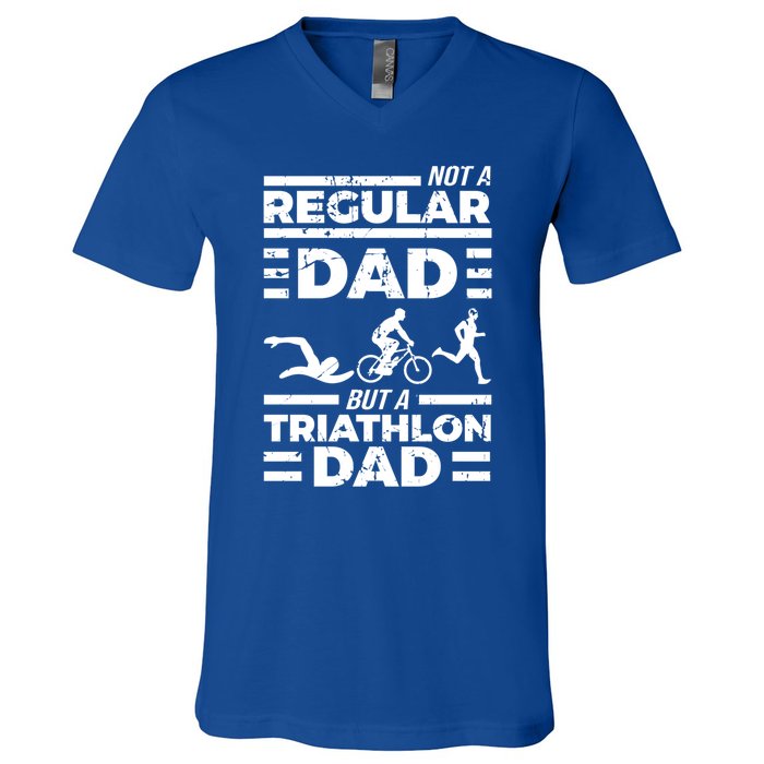 World Coolest Triathlon Dad For Triathlete Daddy Gift V-Neck T-Shirt