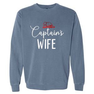 Wo Chief's wife Firefighter Gifts for Fire Chief’s Wife Garment-Dyed Sweatshirt