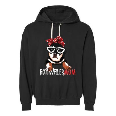 Womens Cute Womens Rottweiler Mom Gift Rottie Mom Garment-Dyed Fleece Hoodie