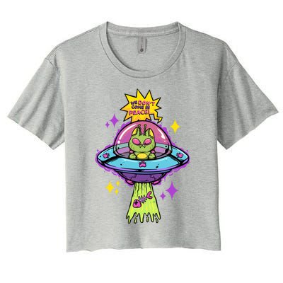 We Dont Come In Peace Space Cosmic Cat Ufo Alien Abduction Gift Women's Crop Top Tee