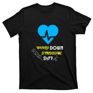 World Down Syndrom Day Heart Relaxed Fit Gift T-Shirt