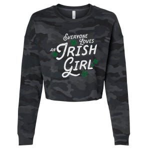 Wo Everyone Loves An Irish Girl Ladies St. Patrick Cropped Pullover Crew