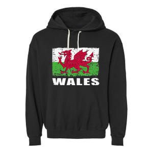 Wales Flag Design Grunge Country Flag Wales Garment-Dyed Fleece Hoodie