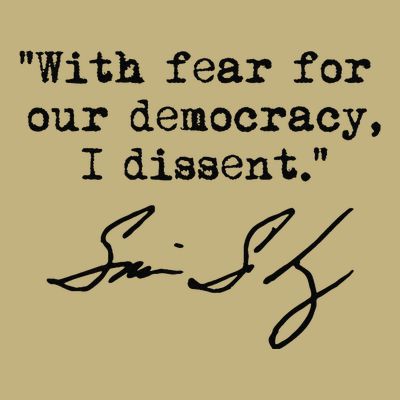 With Fear For Our Democracy I Dissent. Justice Sotomayor Premium T-Shirt