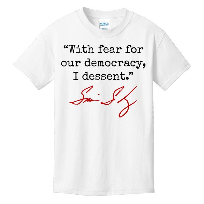 With Fear For Our Democracy I Dissent Kids T-Shirt