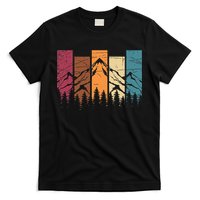 Wildlife Forest Nature Trees Retro Outdoors Mountains Hiking T-Shirt