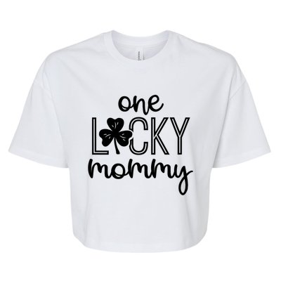 Wo Funny One Lucky Mommy St Patricks Day Gift Gift Bella+Canvas Jersey Crop Tee