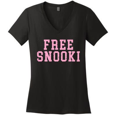 Wo Free Snooki woman Tee Women's V-Neck T-Shirt