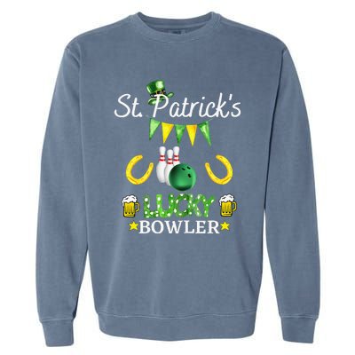 Womens FUNNY SAINT PATRICK'S DAY GIFT FOR WOMEN WHO LOVE BOWLING Garment-Dyed Sweatshirt