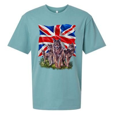 Wolf Family With Union Jack Flag Gift Sueded Cloud Jersey T-Shirt