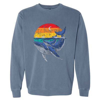 Whale Family Whale Lover Whales Aquarist Marine Biologist Garment-Dyed Sweatshirt