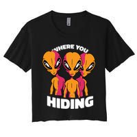 Where You Hiding Creepy Aliens Women's Crop Top Tee