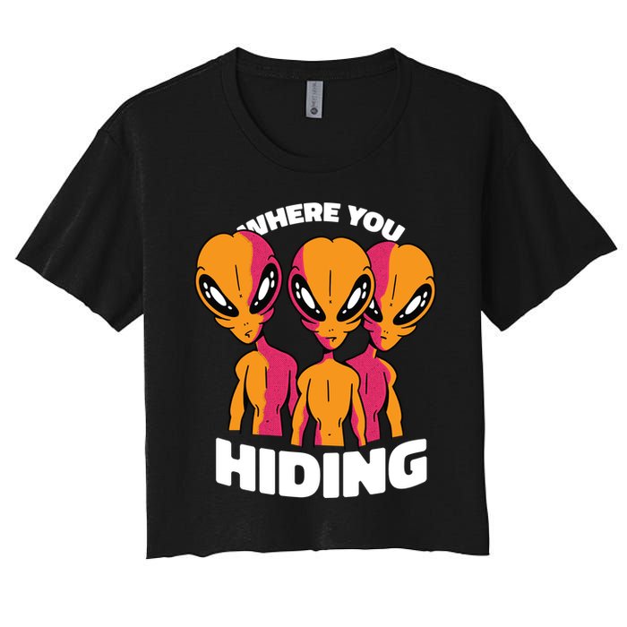 Where You Hiding Creepy Aliens Women's Crop Top Tee