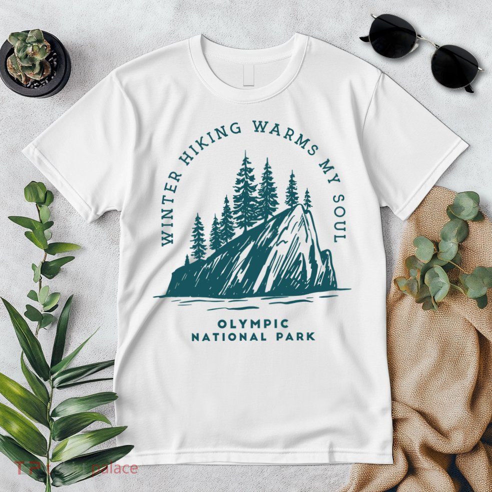 Winter Hiking Warms My Soul Washington State Premium T-Shirt