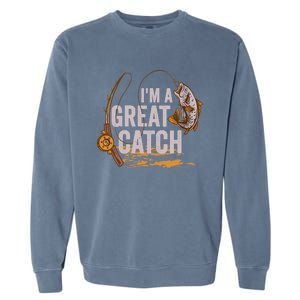 Wo I'm A Great Catch Valentine's Day Funny Fisherman Fishing V-Neck Garment-Dyed Sweatshirt