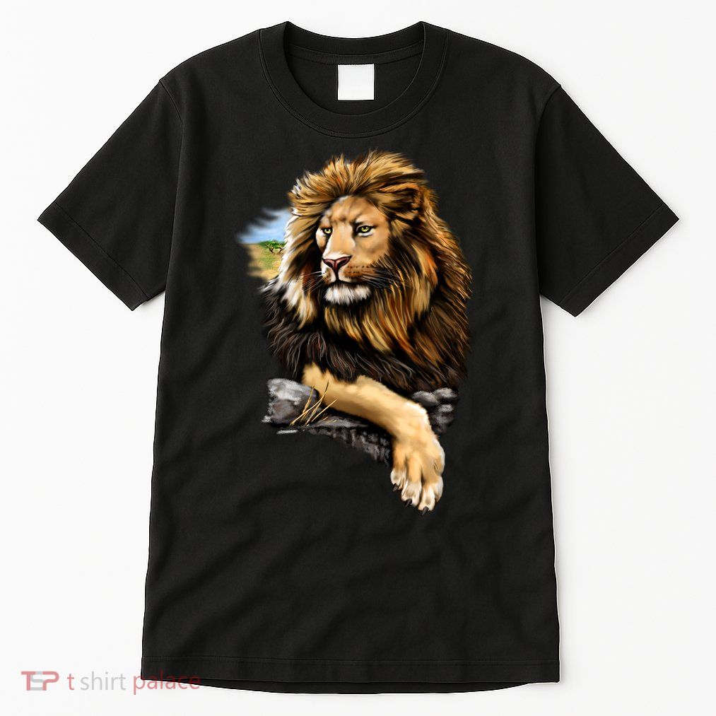 Wildlife - Big Face Proud Lion Portrait Tall T-Shirt