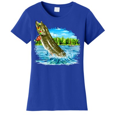 Wildlife - Fishing Muskie Fish Portrait Women's T-Shirt