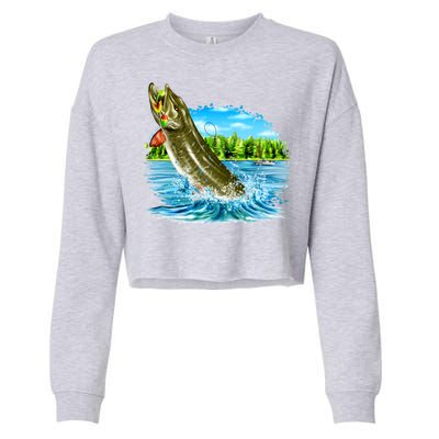 Wildlife - Fishing Muskie Fish Portrait Cropped Pullover Crew