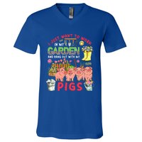 Work In My Garden And Hang Out With Pigs Three Pigs Floral Gift V-Neck T-Shirt