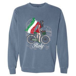 When In Rome Gift Design Beautiful Italy Design Gift Garment-Dyed Sweatshirt