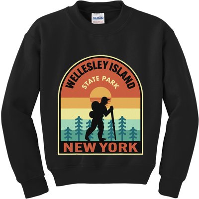 Wellesley Island State Park New York Retro Hiking Kids Sweatshirt