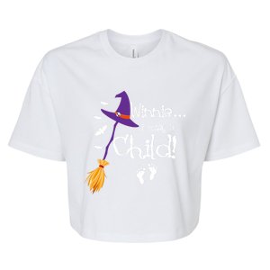 Winnie I Smell A Child Pregnancy Announcet Halloween Mom Great Gift Bella+Canvas Jersey Crop Tee