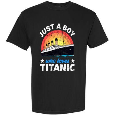 Who Just Love The Titanic Garment-Dyed Heavyweight T-Shirt