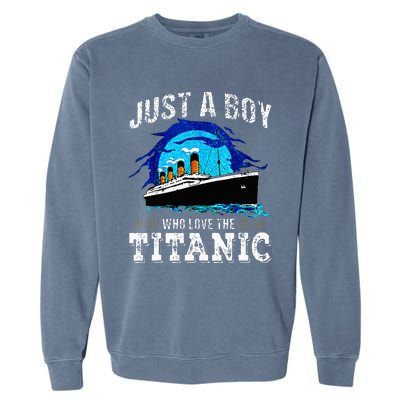 Who Just Love The Rms Titanic Thanksgiving Coustume Garment-Dyed Sweatshirt