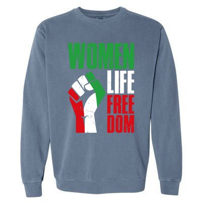 Wo Life Freedom Vintage Iranian Distressed Free Iran Funny Gift Garment-Dyed Sweatshirt