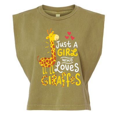 Who Loves Giraffes Cute Giraffe Lover Garment-Dyed Women's Muscle Tee