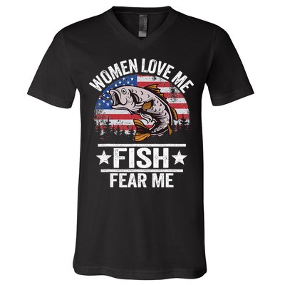 Women Love Me Fish Fear Me Vintage Funny Bass Fishing V-Neck T-Shirt