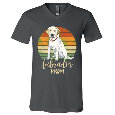 Womens Labrador Mom Retro Labrador Retriever Lover Gifts Dog Mama V-Neck T-Shirt