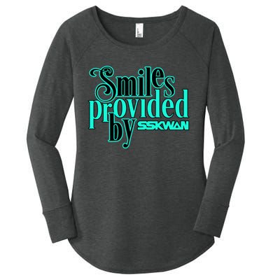 Wakaan Liquid Stranger Sskwan Le 2023 Smiles Women's Perfect Tri Tunic Long Sleeve Shirt