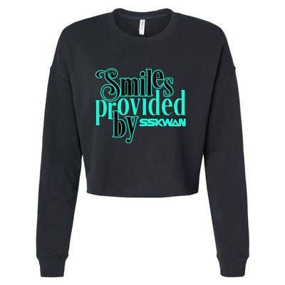 Wakaan Liquid Stranger Sskwan Le 2023 Smiles Cropped Pullover Crew